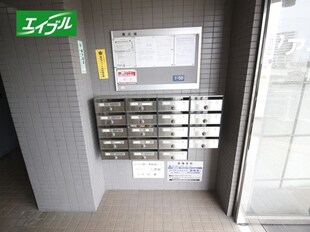 ファミール青峰の物件外観写真